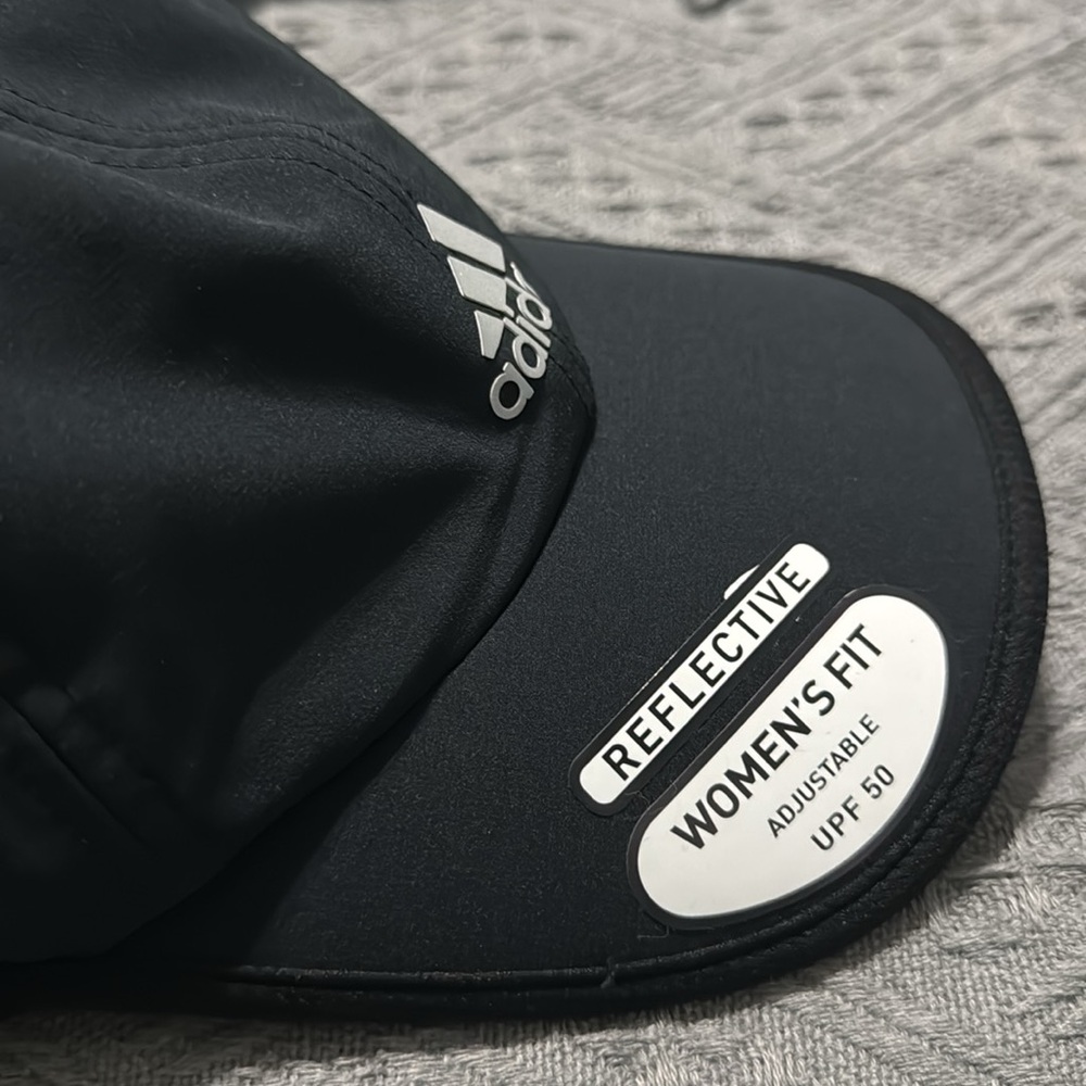 ❌SOLD❌Adidas Women’s Black Superlite Relaxed Adjustable Baseball Hat Cap NWT - Picture 4 of 4
